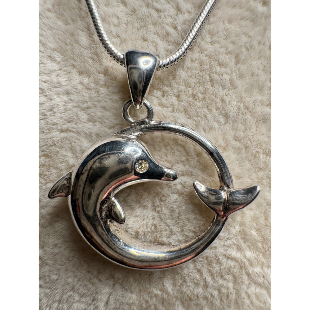 VTG Sterling Silver 925 Dolphin Circle Pendant Necklace Snake Chain CZ Eye 18 In